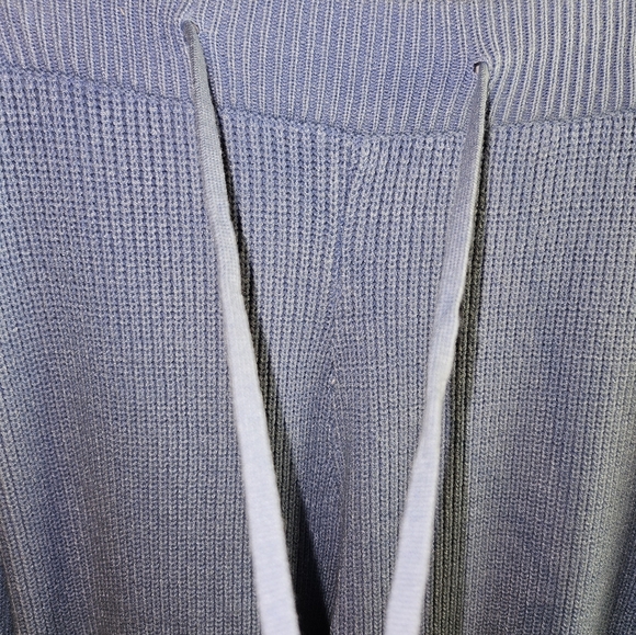 Women's Size Medium Sweater & Drawstring Pants Two Piece Set - Picture 7 of 7